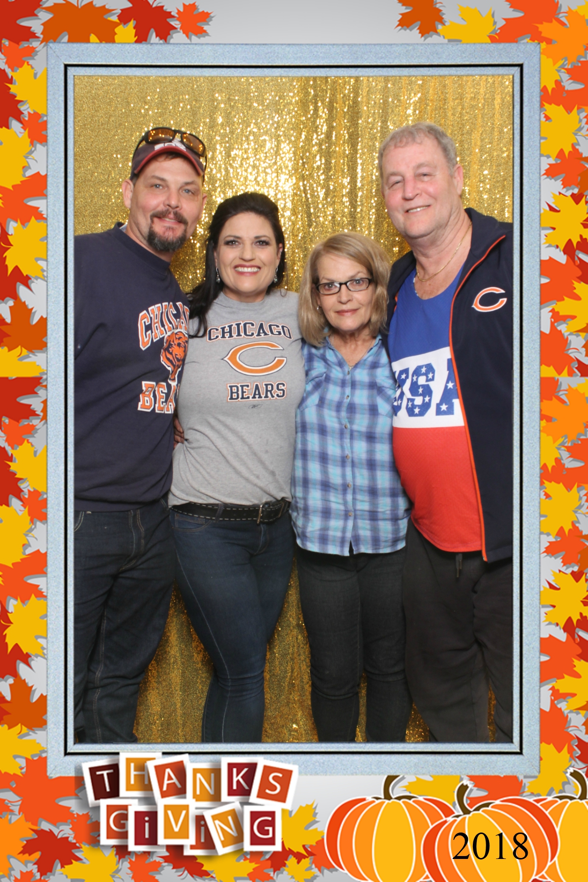 Thanksgiving 2018 | View more photos from the event at gallery.niknoxphotobox.com/u/NiKnox-Photo-Box/Thanksgiving-2018